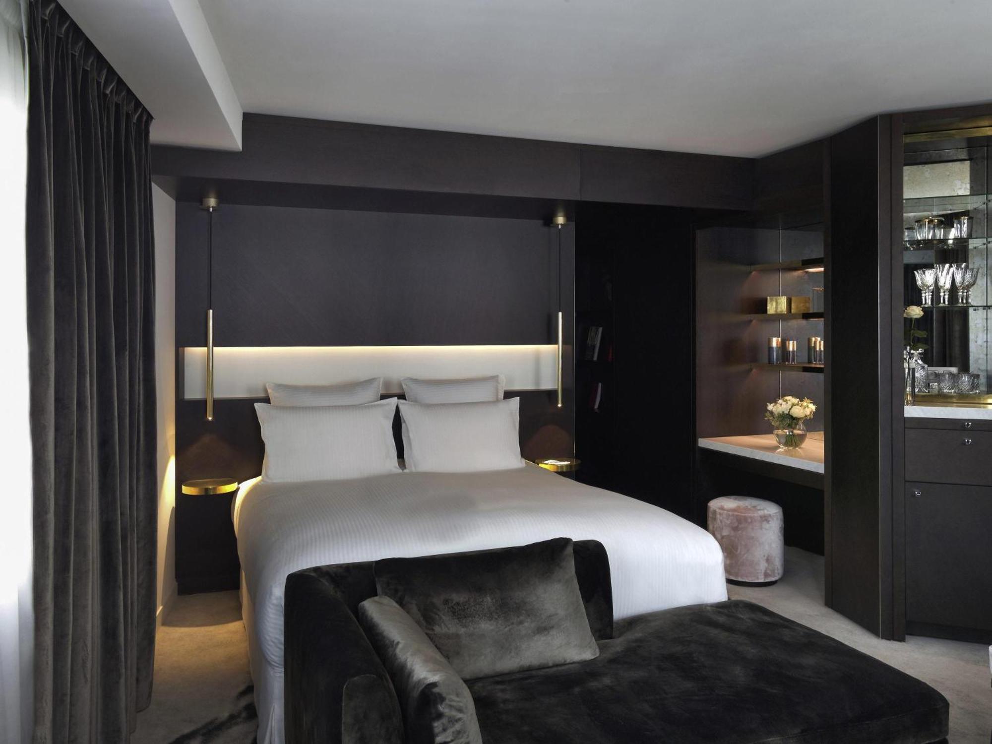 Signature Suite,1765392161:JPEG